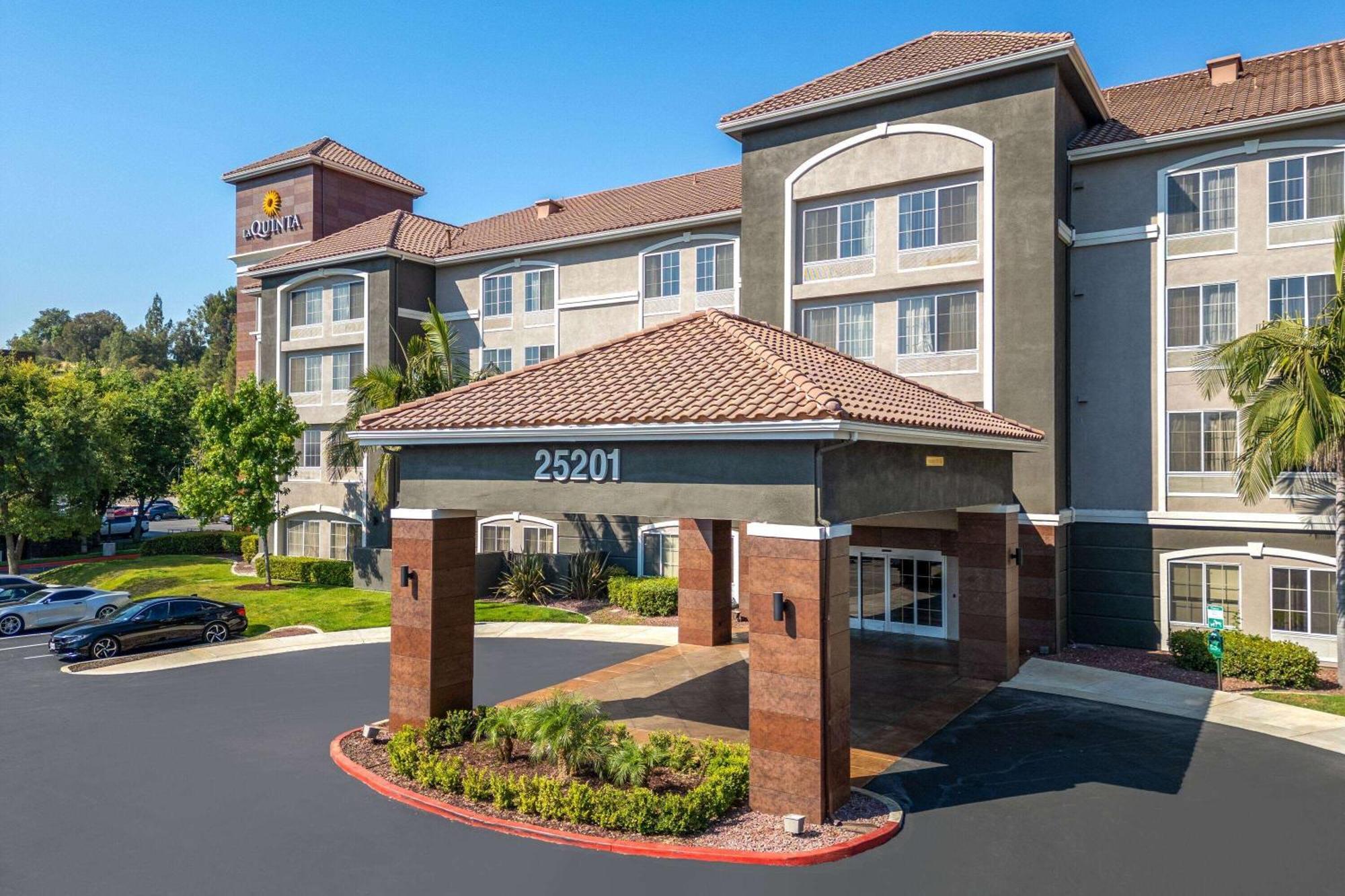 La Quinta By Wyndham Santa Clarita - Valencia Hotel Stevenson Ranch Exterior photo