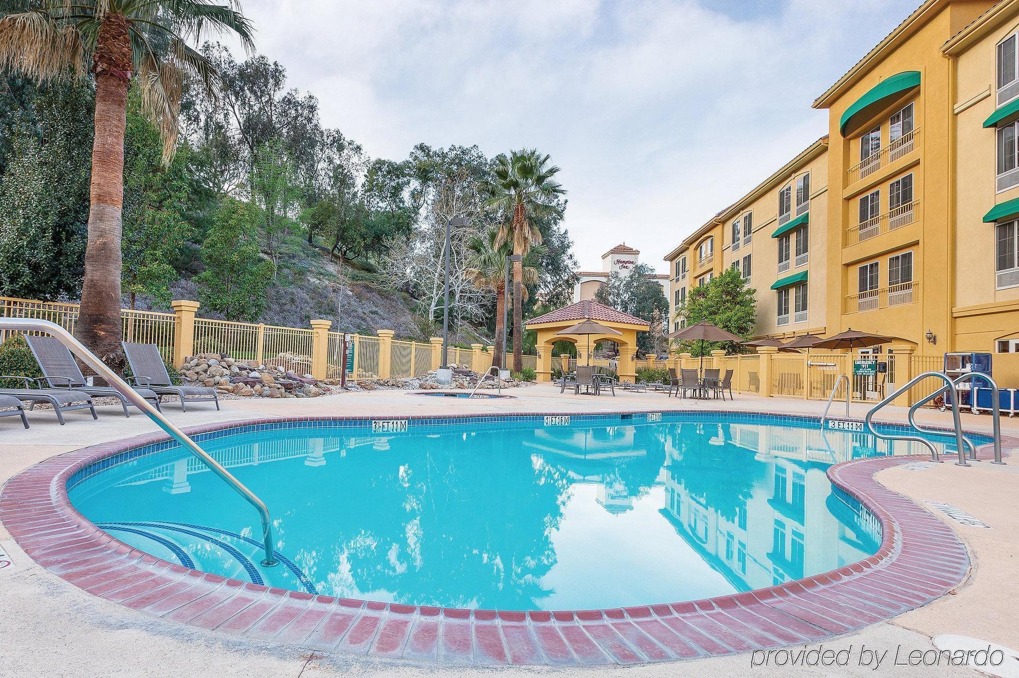 La Quinta By Wyndham Santa Clarita - Valencia Hotel Stevenson Ranch Exterior photo