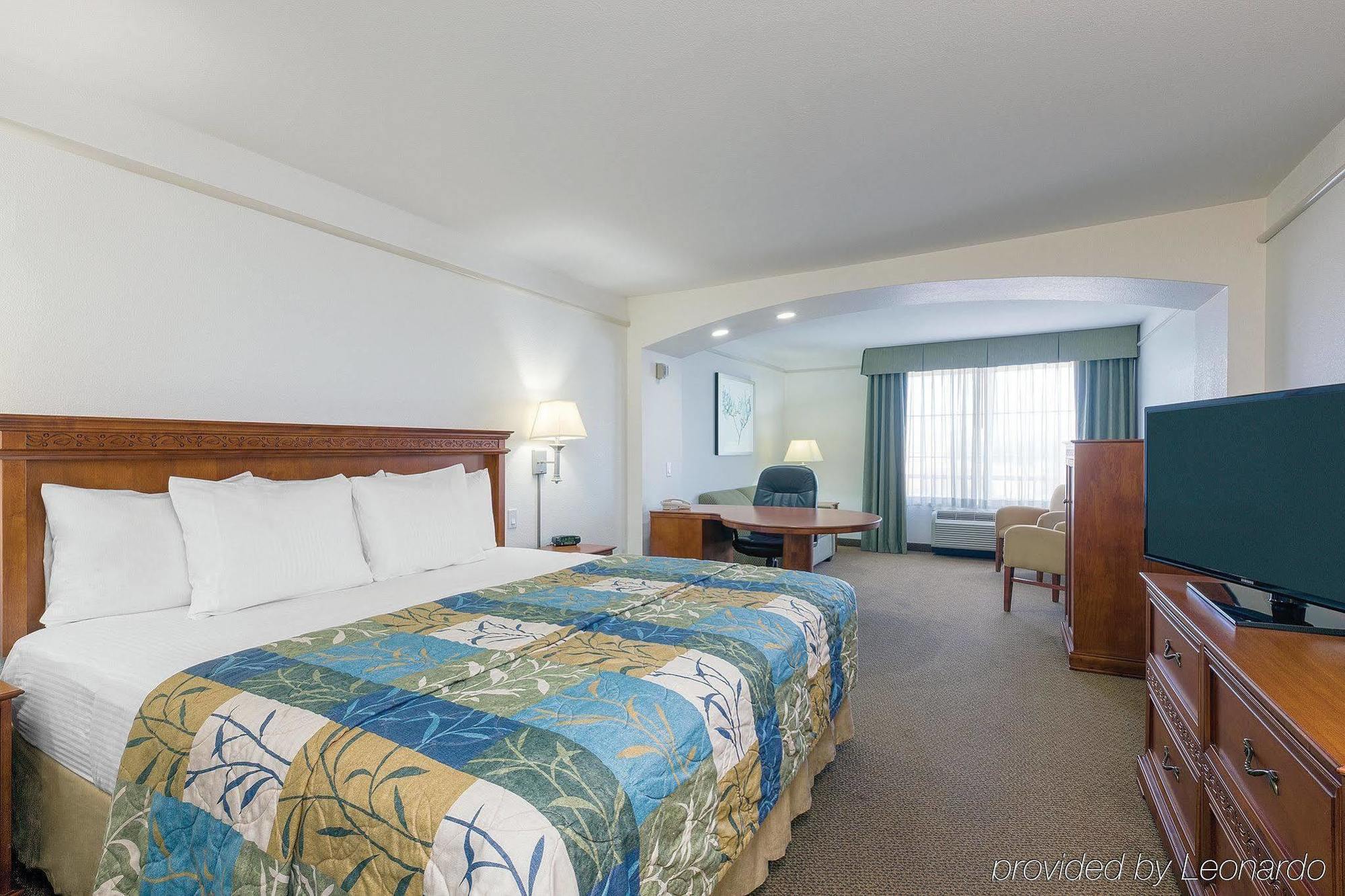 La Quinta By Wyndham Santa Clarita - Valencia Hotel Stevenson Ranch Exterior photo